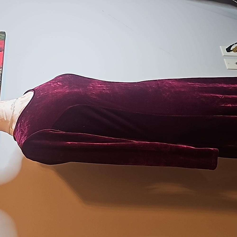 Dress - Picture 4 of 6